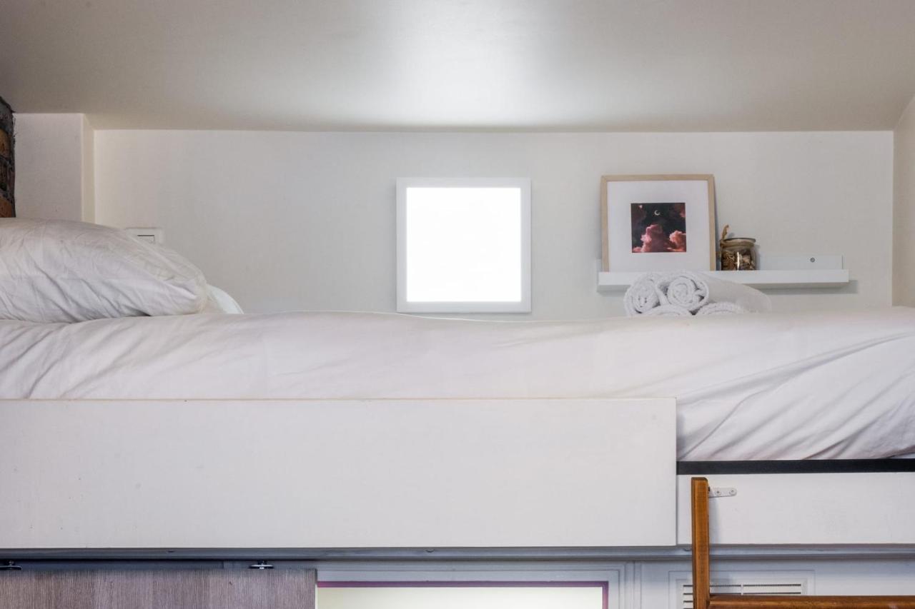 Charming Industrial-Style Studio Just Nearby Montmartre In Paris - Welkeys Apartment Екстериор снимка