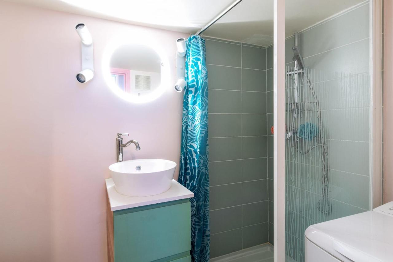 Charming Industrial-Style Studio Just Nearby Montmartre In Paris - Welkeys Apartment Екстериор снимка